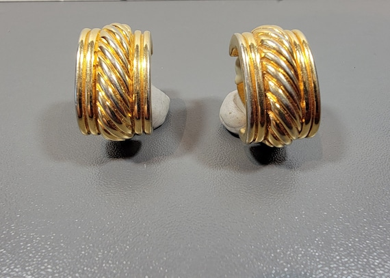 CINER earrings clip on gold tone rich luxury look