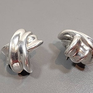 sterling silver earrings hollow pierced x kiss design