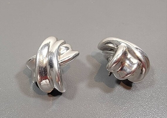 sterling silver earrings hollow pierced x kiss design
