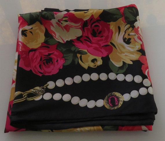 Rose silk scarf Glorious colors string of pearls … - image 8
