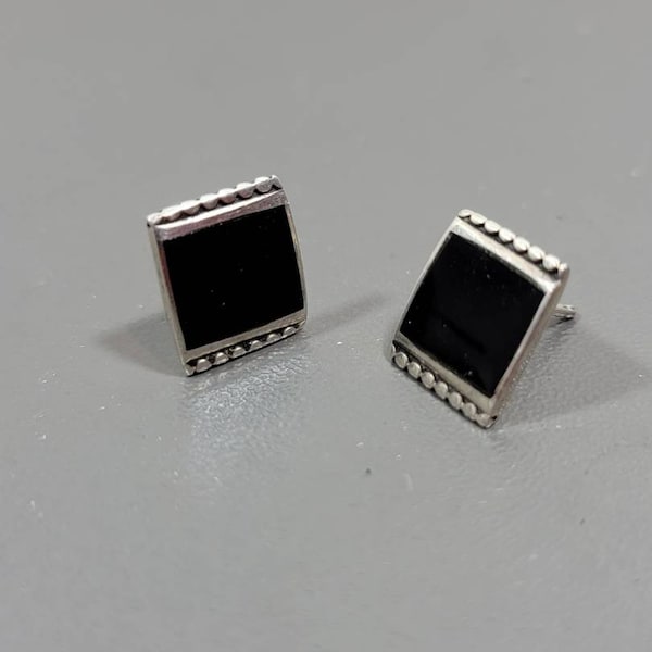 navajo earrings black onyx sterling silver studs Vicki martin