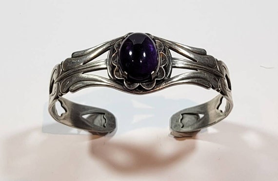 amethyst cabochon bracelet silver tone metal cuff - image 1