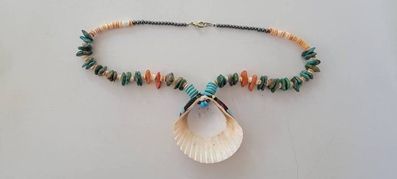 boho necklace shell pendant colorful inlay hemati… - image 3