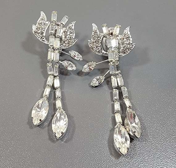 Wedding earrings rhinestone long dangles vintage Vendome silver tone fancy clip on style