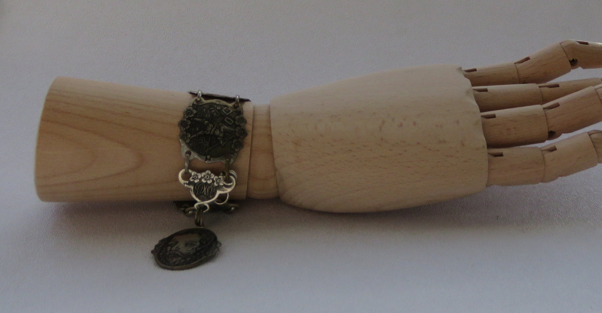 Don Quixote Bracelet - Etsy