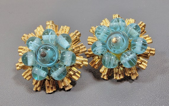 trifari Earrings clip on blue and gold flower shaped