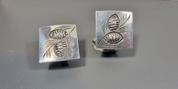 Pine cone cufflinks sterling silver hand made Stuart nye