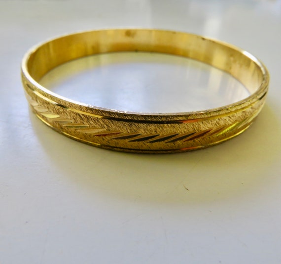 Trifari bangle Trifari bracelet gold tone metal Etsy