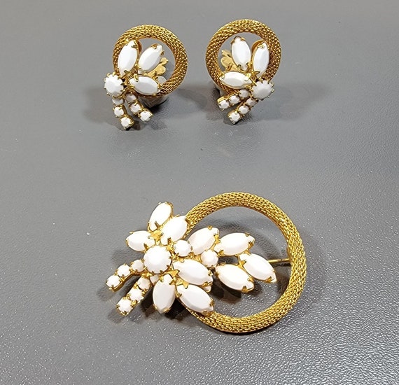 rhinestone brooch and earrings gold tone metal white rhinestones