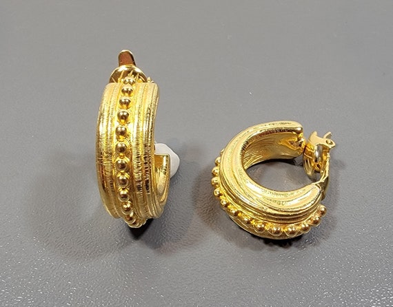 hoop earrings gold tone clip on pierced look heavy ovoid