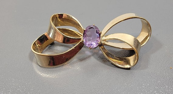 bow brooch gold filled vintage Romantic amethyst stone