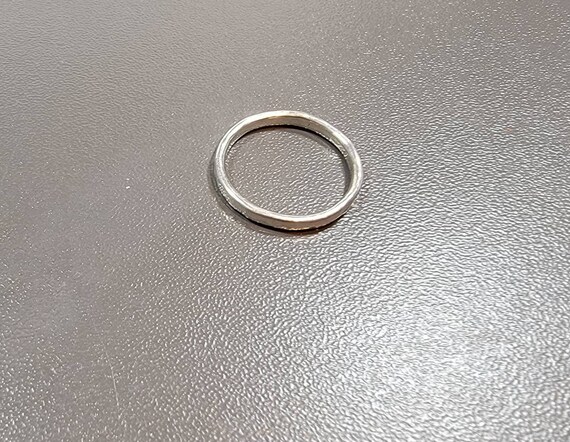 patricia robinson sterling silver band ring handmade slim evanston jeweler size 6.25 usa