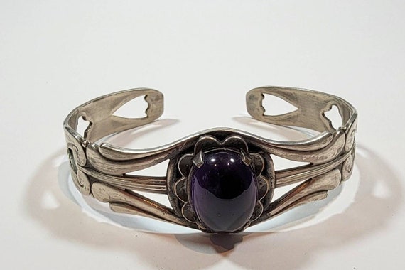 amethyst cabochon bracelet silver tone metal cuff - image 3