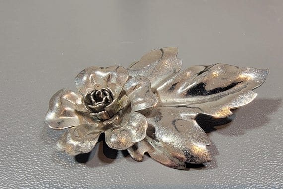 Rose flower brooch sterling silver decorative many petals