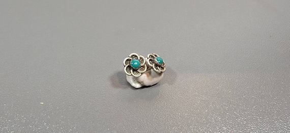 turquoise earrings studs navajo silver flowers