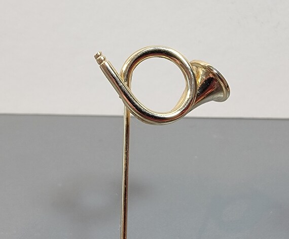 hunting horn brooch gold tone lapel pin