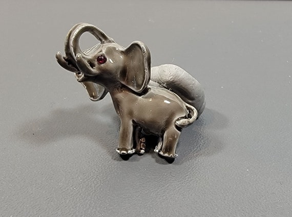 elephant brooch enamel silver tone vintage - image 1