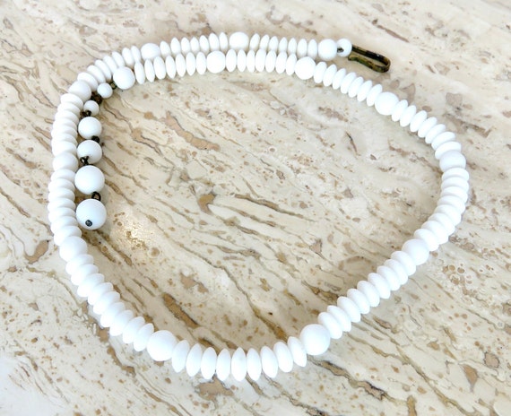 Milk Glass choker glass beads classic summer acce… - image 7