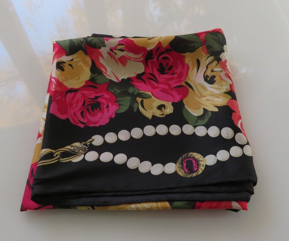 Rose silk scarf Glorious colors string of pearls … - image 9