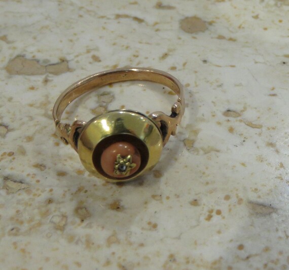 Victorian ring Coral diamond gold Star