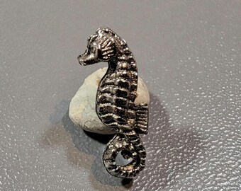 Seahorse tie tack or scatter pin small sea life pin