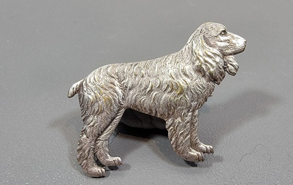 spaniel brooch silver tone metal light weight