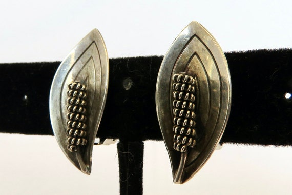 calla lily earrings Modern sterling silver clip on Denmark mcm Botannical Jewelry