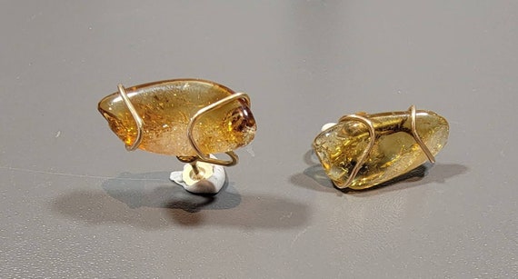 quartz earrings rock hound tumbled stones gold tone screw ons