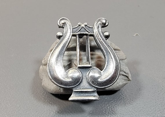 lyre brooch sterling silver small musical instrument