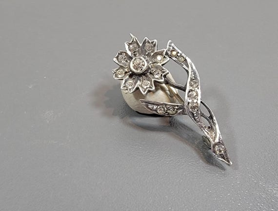 antique brooch silver crystal rhinestone accents flower brooch