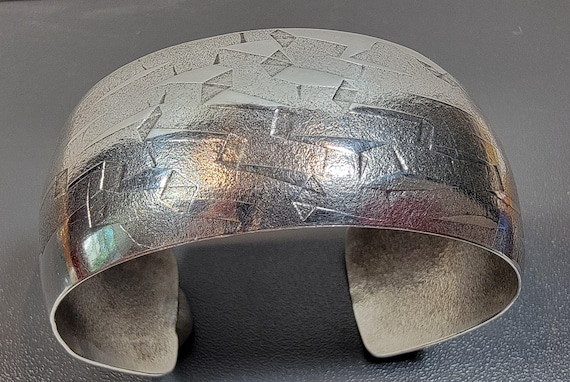 Silver bangle cuff vintage 925 silver artistic design