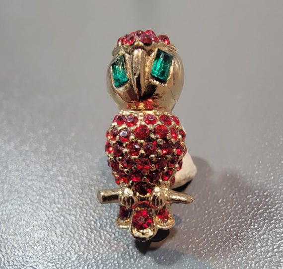 owl brooch tiny rhinestone bird red and green gold tone