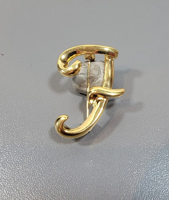 brooch initial pin letter F cursive script gold tone anne klein