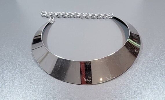 trifari necklace modern minimalist armory choker silver tone