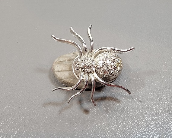 spider tie tack silver tone rhinestone arachnid jewelry