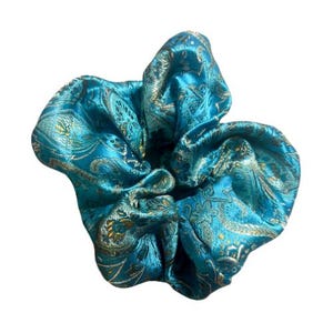 Sairai Scrunchie