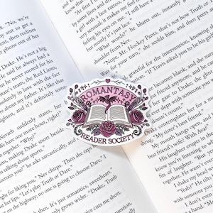 Romantasy Sticker | Romantasy Reader Society| Kindle Sticker | Bookish Sticker | Reader | Book Lover | Romantasy Reader | Fantasy