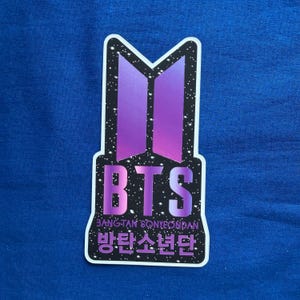 Pegatina de vinilo mate troquelada de BTS