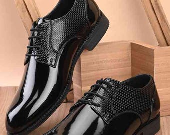 Leather shoes for men