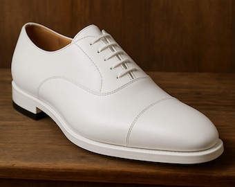 Elegant White Leather Oxford Shoes—Timeless Sophistication for Every Occasion