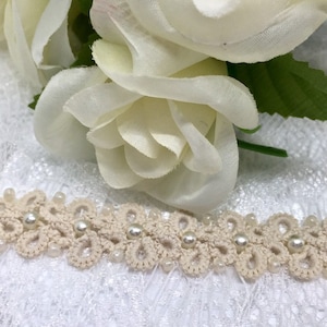 Ecru Lace Bracelet For Bride - Wedding Bracelet - Handmade Lace Bracelet