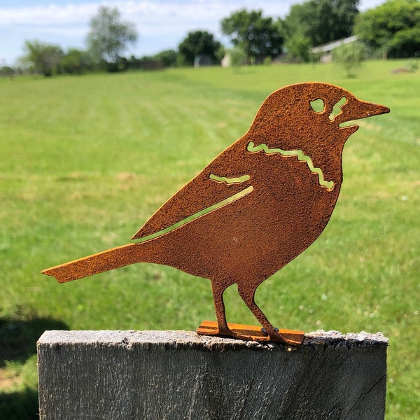 Oriole outdoor metal bird - Baltimore Oriole garden decor - Fence post bird marker - Orange oriole metal bird sculpture - Rustic metal bird