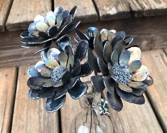 zinnia metal flower stake set of 4, rustic industrial handmade appearance, unique zinnias for vase, artificial handcrafted metal zinnias