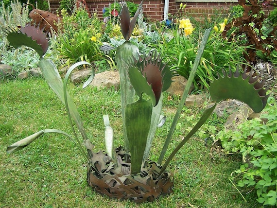 Venus Flytrap Sculpture Outdoor Venus Flytrap Art Carnivorous