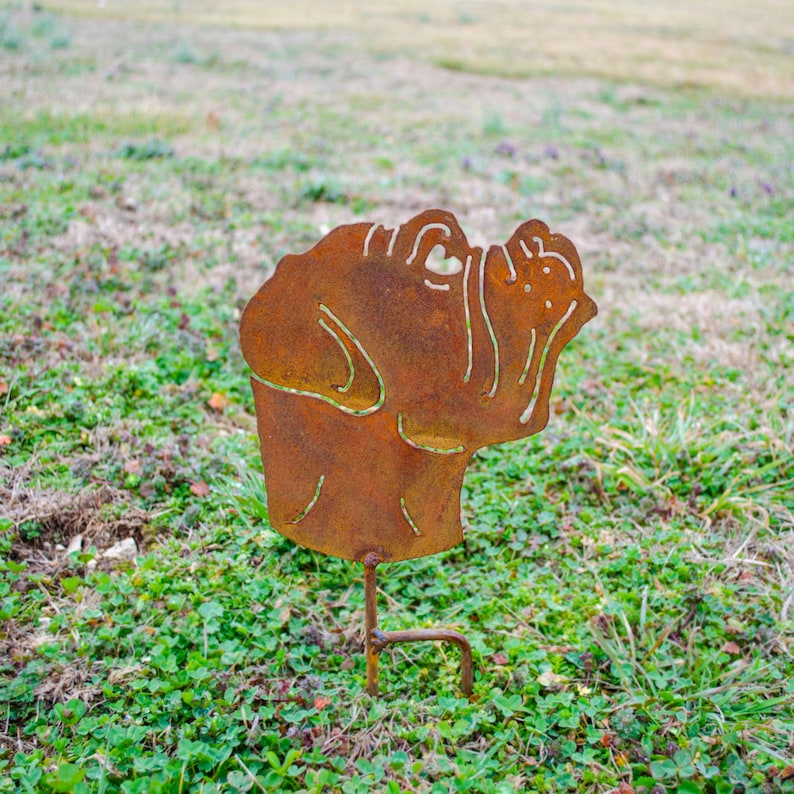 Metal Bulldog Garden Stake Bulldog Yard Art Rusty Bulldog Etsy - image 0