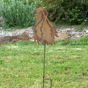 Rooster yard stake Chicken garden stake Metal rooster artwork Chicken garden marker Rooster flowerbed Clucking rooster art image 3