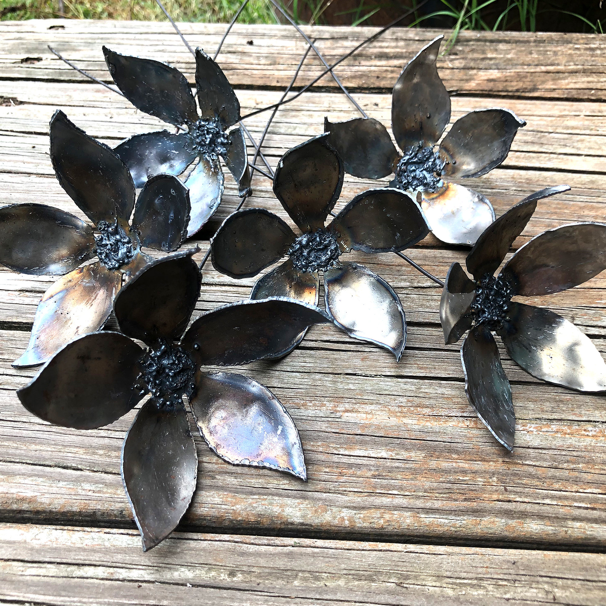 Handmade Steel Jasmine Flower Stakes: Unfinished Metal Garden Art