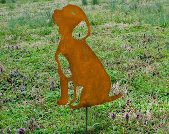 Sitting beagle garden stake - handmade beagle - Beagle dog outdoor art - Rusty beagle marker - Beagle flowerbed decor - Beagle memorial