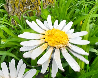 Handmade Metal Daisy Yard Flower: White & Yellow Garden Decor