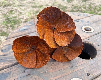 Rusty poppy flowers 5 leaves - set of 3 - industrial floral decor - unique iron quality weathered finish - artificial exceptional U.S. made